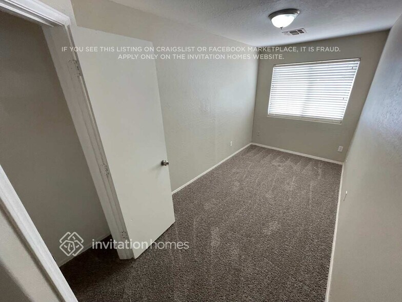 Building Photo - 1309 W Mohave St