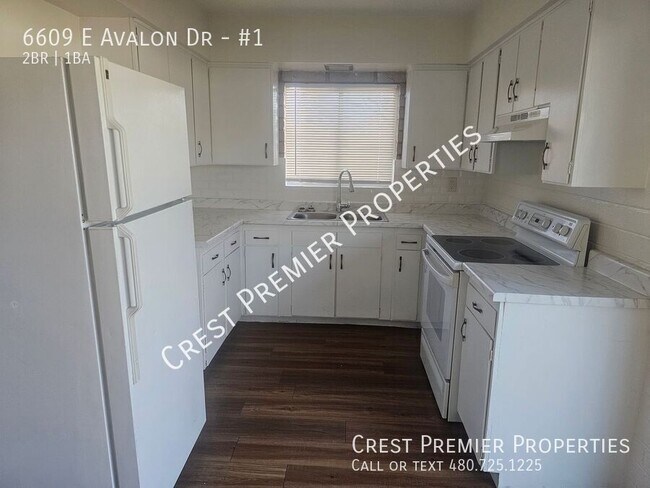 Building Photo - 6609 E Avalon Dr