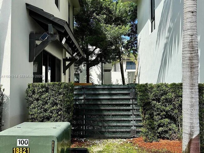 Building Photo - 8273 NW 47th Terrace