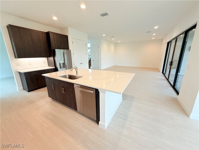 Building Photo - 20416 Fair Oak Ln