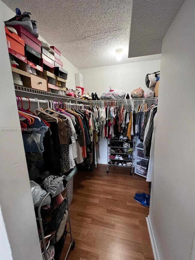 Building Photo - 8657 SW 5th St