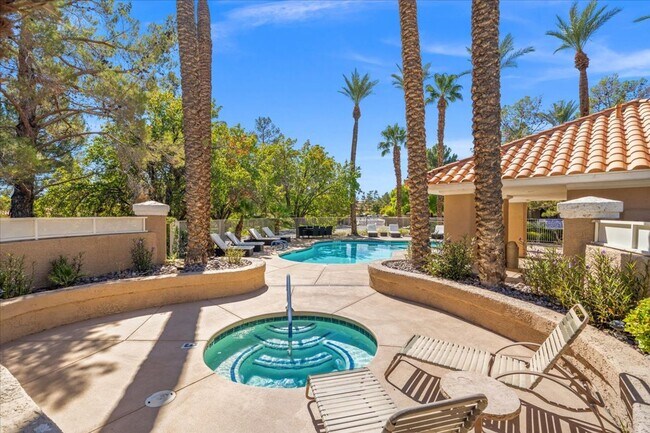 Building Photo - Modern, Elegant Fully Furnished 3 Bedroom Home in Spanish Trails