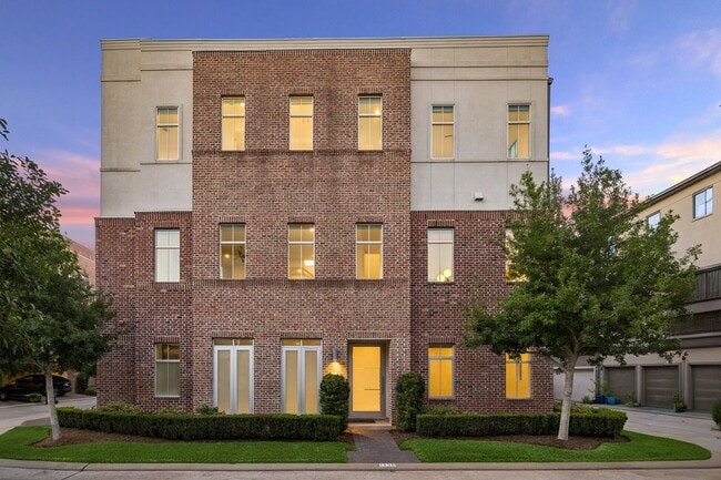 Building Photo - 1430 Lake Pointe Pkwy