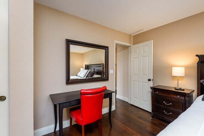 Building Photo - 16025 N 58th Pl