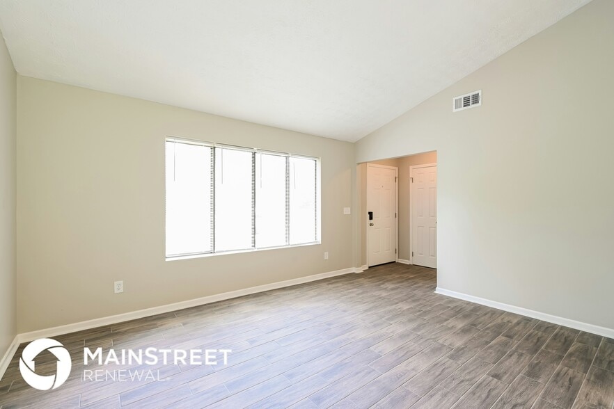 Building Photo - 3865 Scarsborough Dr SW