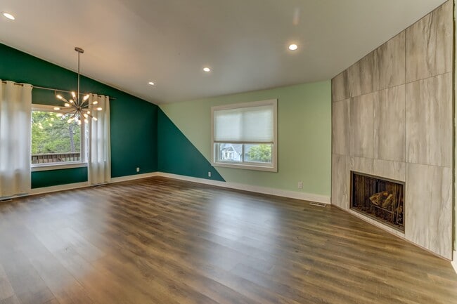 Building Photo - 1164 Molokai Dr