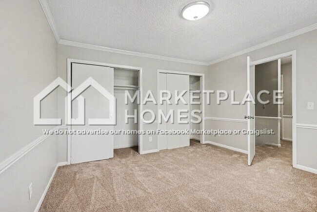 Building Photo - 2626 Trenton Rd
