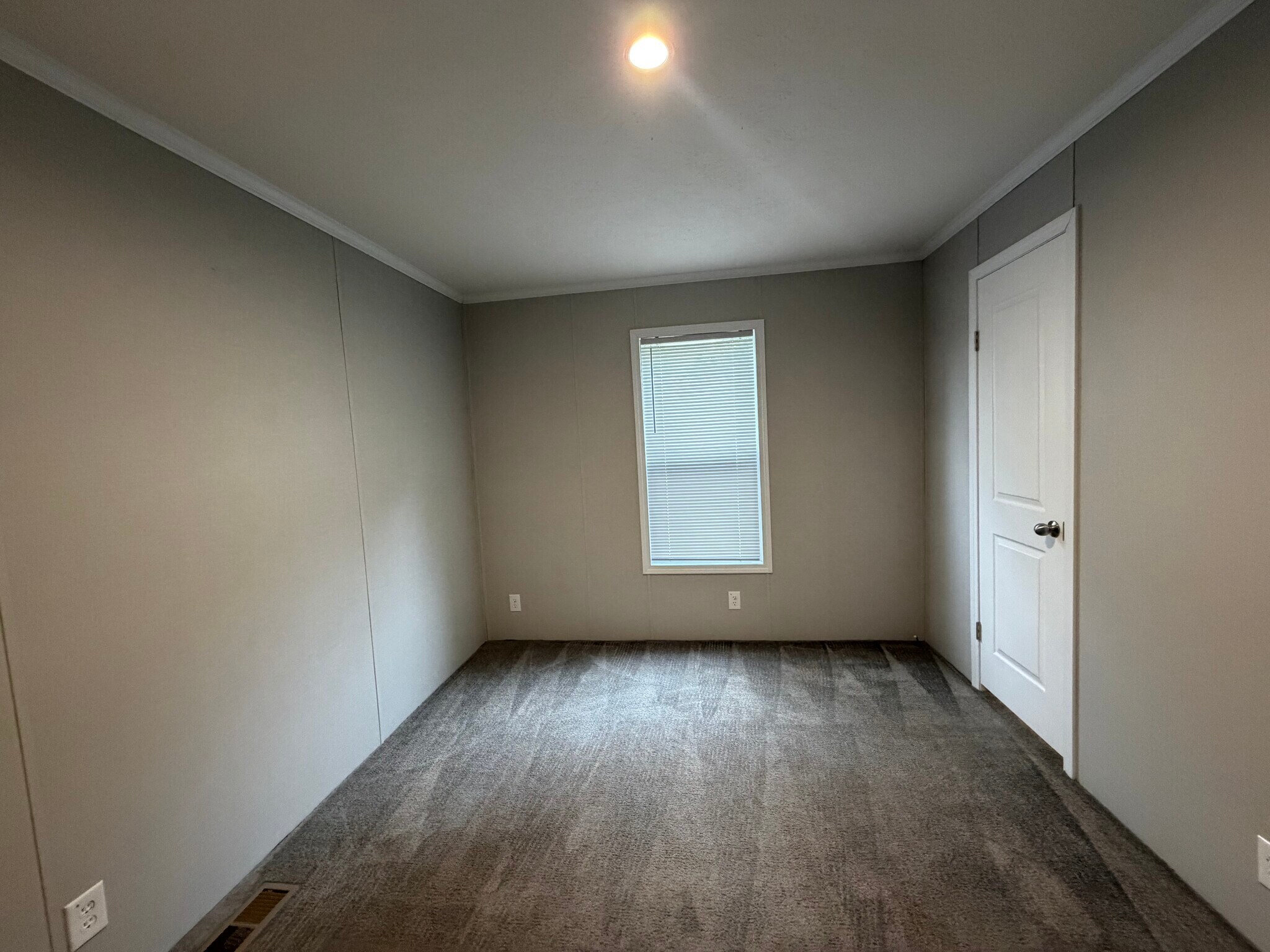 Building Photo - 1539 Huron Ct