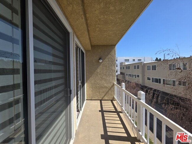 Building Photo - 8505 Gulana Ave