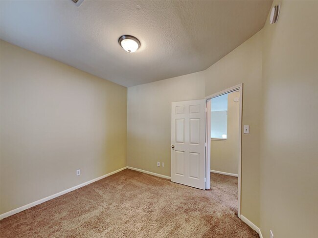 Building Photo - 25803 Bayou Arbor Ln