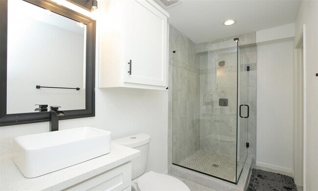 Building Photo - 8103 Marcy Dr