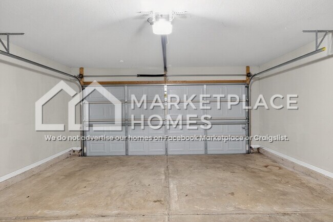 Building Photo - 203 Sedgewick Dr