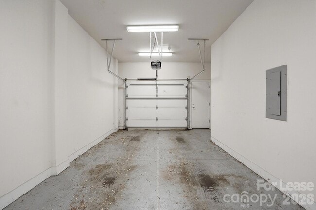 Building Photo - 440 N McDowell St