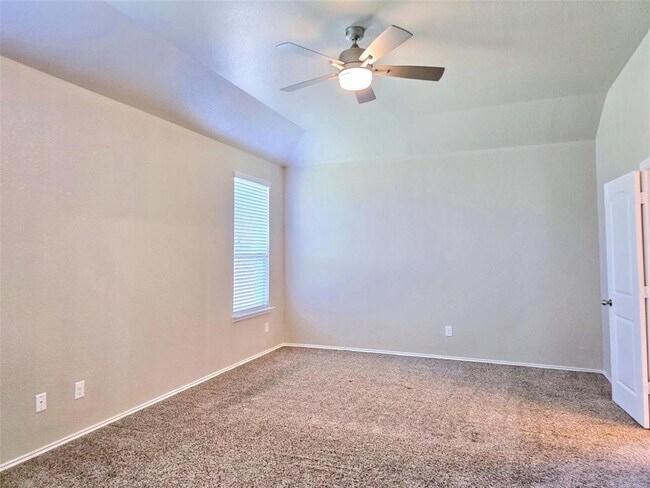 Building Photo - 23619 Balzano Ct