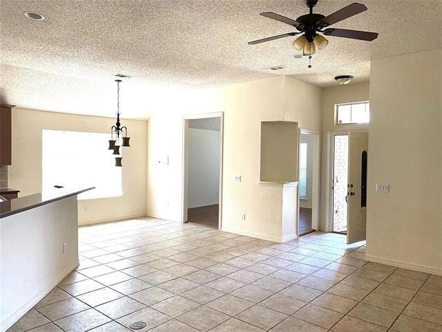 Building Photo - 10079 Cambridge Dr