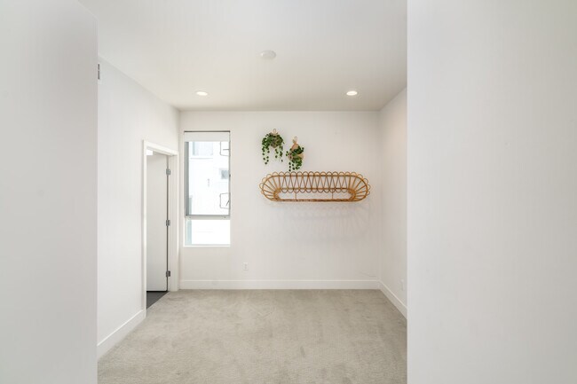 Guest Bedroom - 2206 Tom Mix Rd