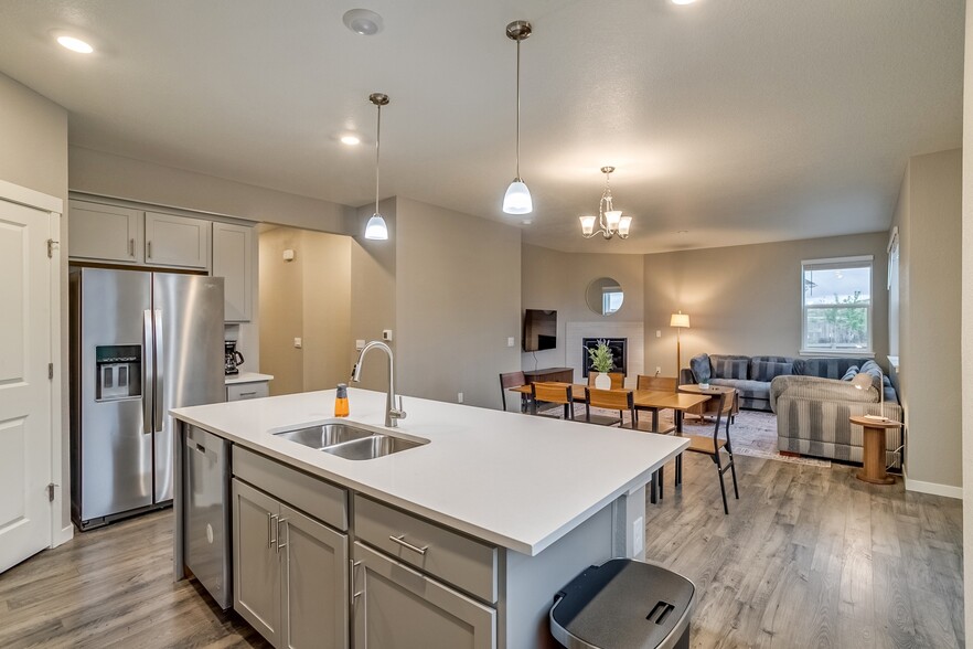 Building Photo - 14239 Purple Aster Way