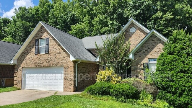 Primary Photo - 824 Willet Ct