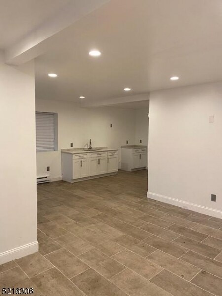 Building Photo - 310 Shore