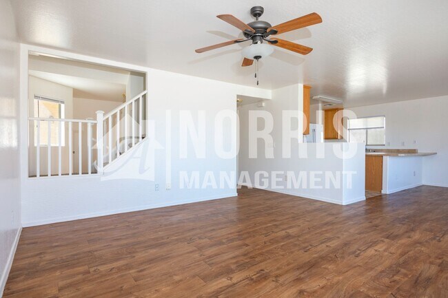 Building Photo - Spacious Home in Magic Ranch in Florence