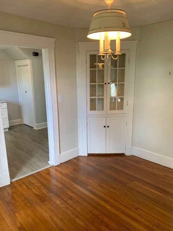 Building Photo - 4 Martin St