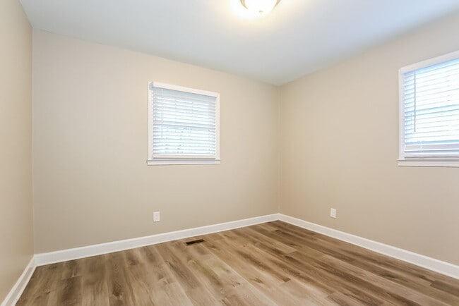 Building Photo - 209 Nila Dawn Ave