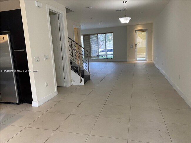 Building Photo - 6416 NW 105th Pl