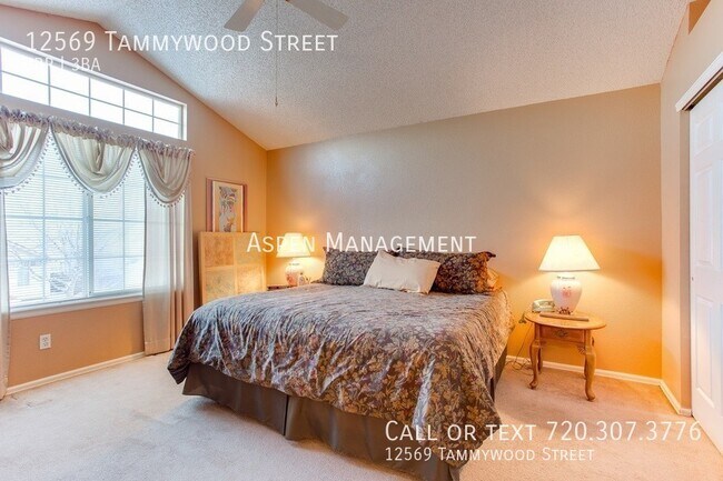 Building Photo - 12569 Tammywood St