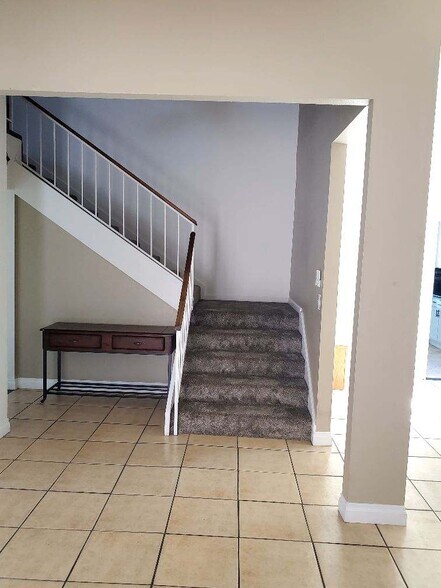 Building Photo - 1430 Clipperton Ave