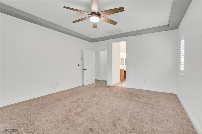 Building Photo - 913 Hickory Park St
