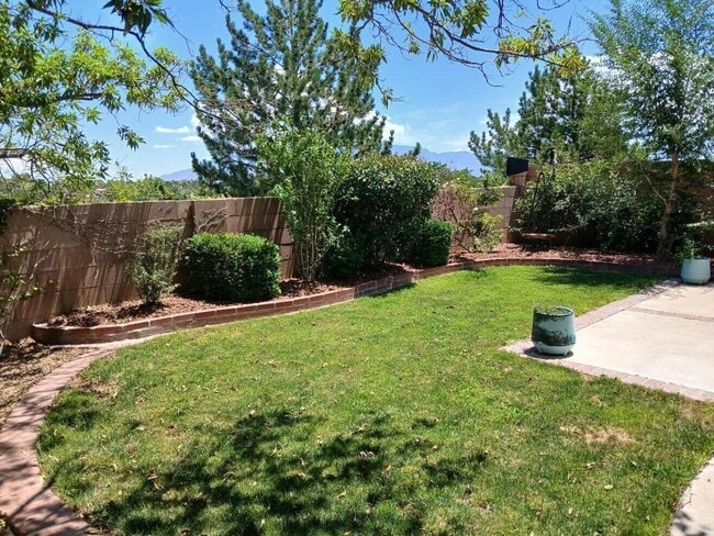 Building Photo - 5519 Mansfield Pl NW