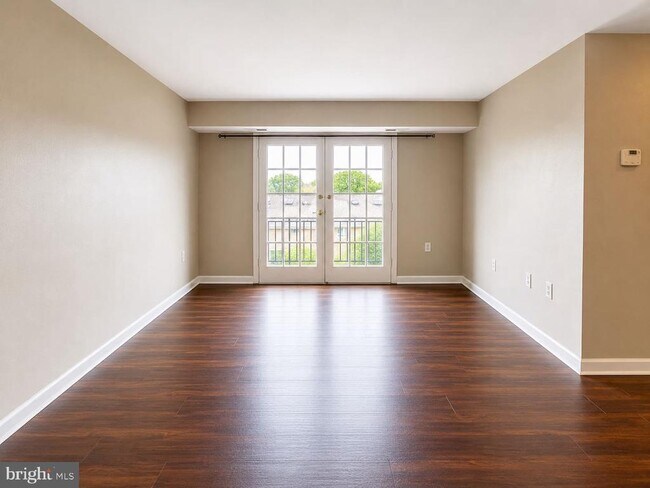 Building Photo - 430 N Armistead St
