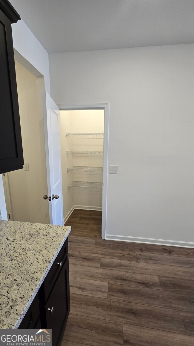 Building Photo - 209 Kenoot Dr