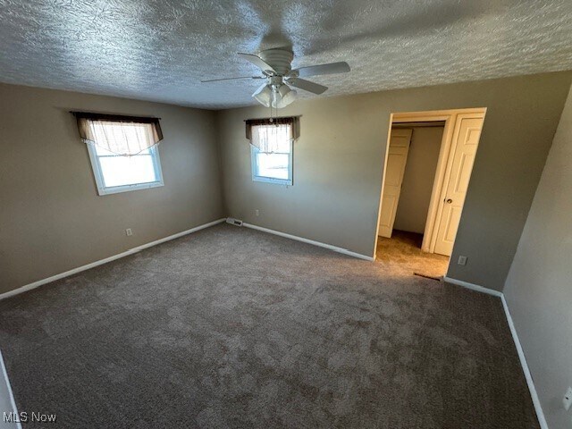 Building Photo - 38870 Courtland Dr