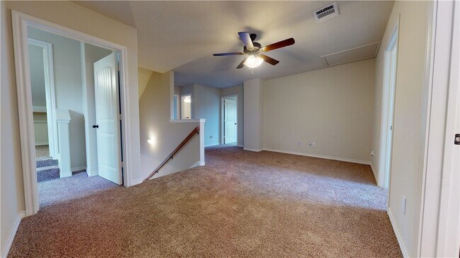 Building Photo - 923 Emerald Dove Ave