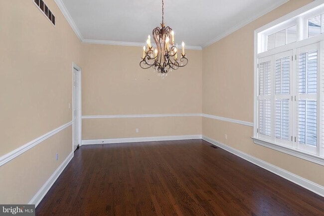 Building Photo - 3 Maidstone Ct