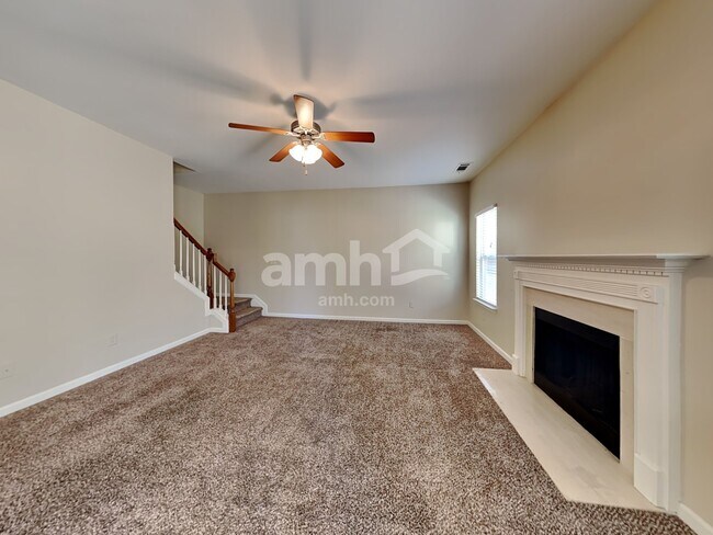 Building Photo - 812 Whitfield Oak Rd