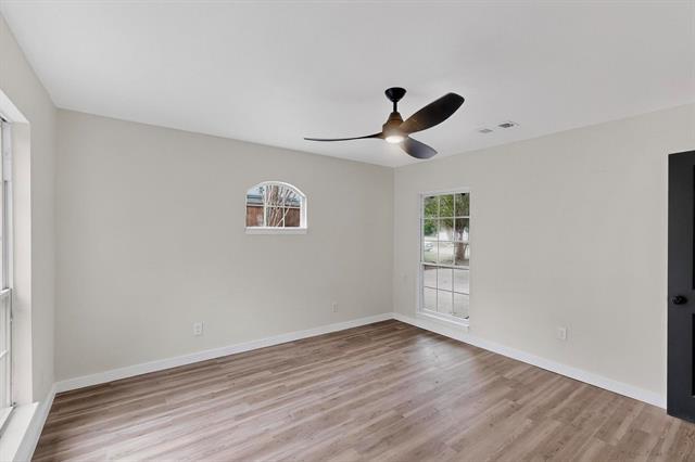 Building Photo - 1404 N Bradley St