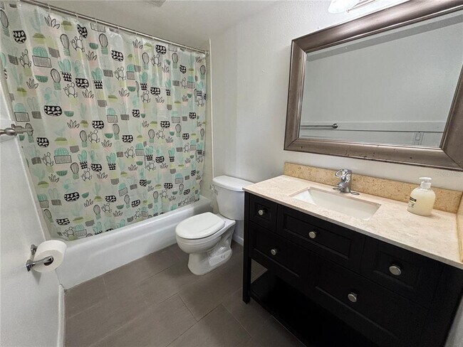 Building Photo - 1799 N Highland Ave