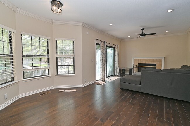 Building Photo - $5,900 - GORGEOUS 4 BEDROOM HOME IN MISSION SAN JOSE NEIGHBORHOOD