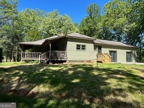 Building Photo - 1024 Stonepile Rd