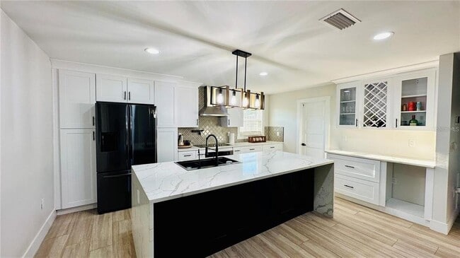 Building Photo - 5155 Bullis Rd