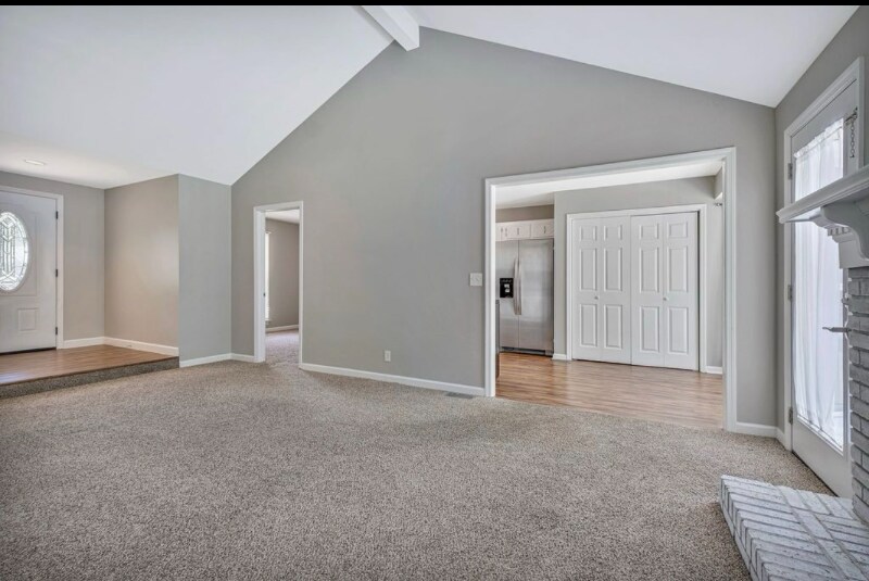 Building Photo - 1017 Rolling Meadow Dr