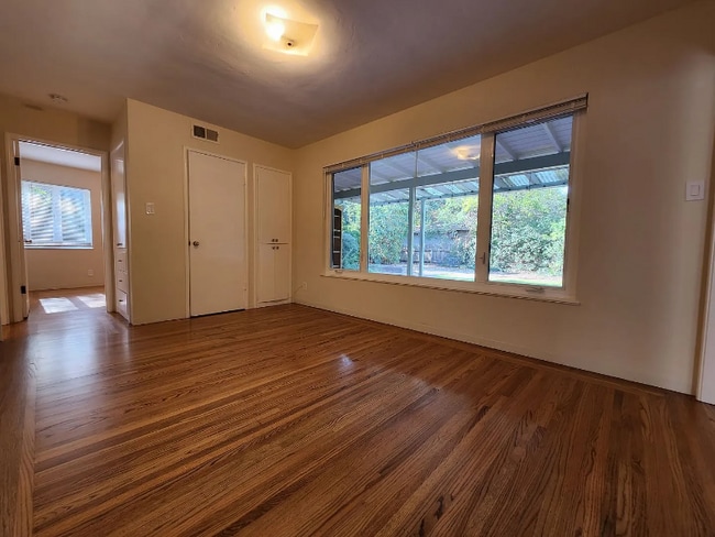 Building Photo - 4088 Laguna Way