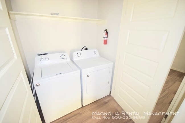 Building Photo - Sprague Landing