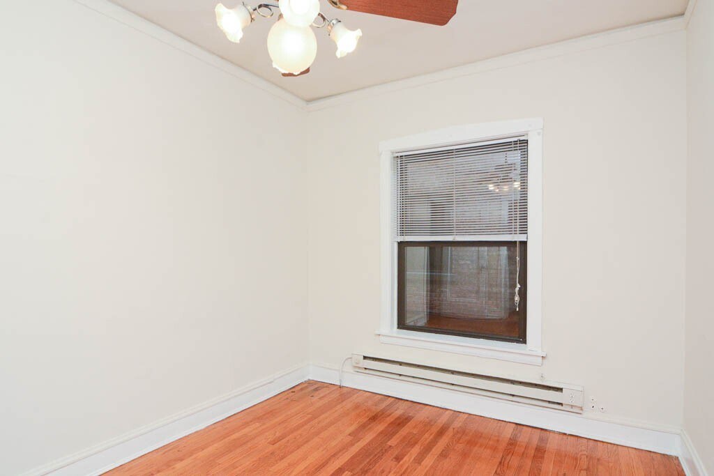 Building Photo - 1315 Oak Ave