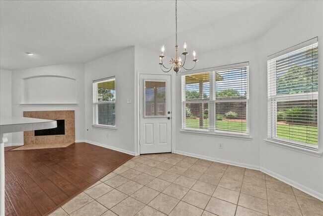 Building Photo - 202 Pebble Walk Ln