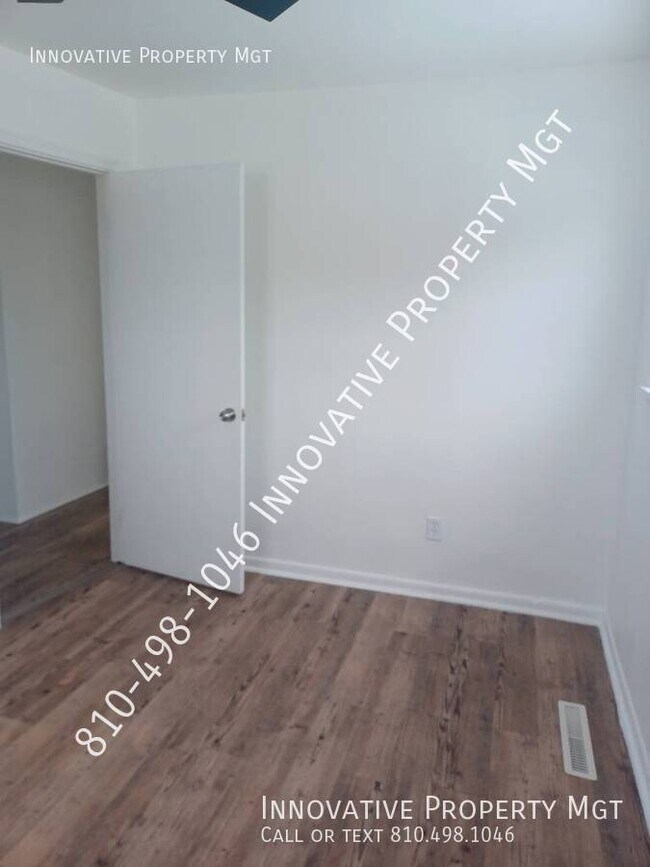 Building Photo - 5501 Western Rd