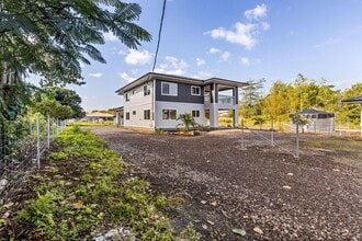 Building Photo - 15-1398-1398 13th Ave