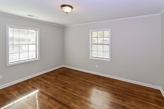Building Photo - 1776 Tahiti Ln
